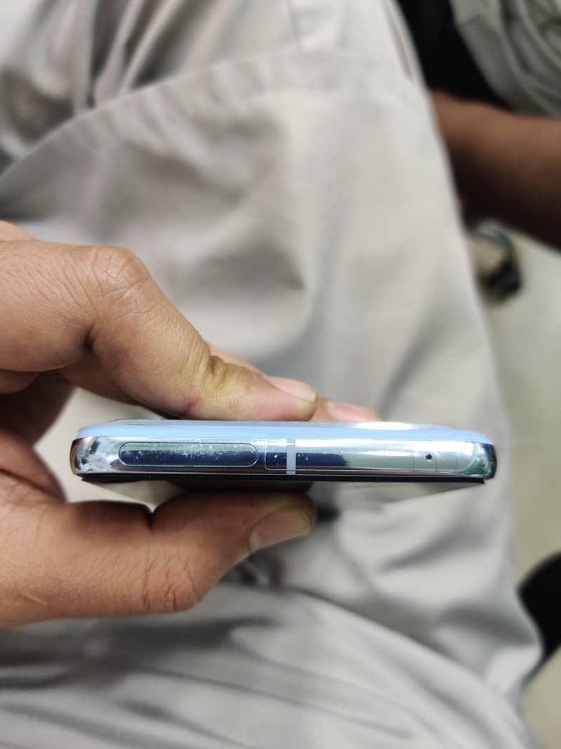 google pixel 8 pro 4