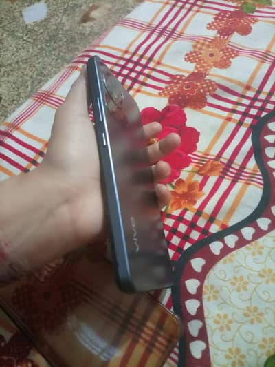 vivo y02t box chargr nh h 4/64gb in Lalukhet add parhe 03112984471