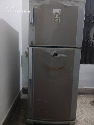 dawlance medium refrigerator for sale