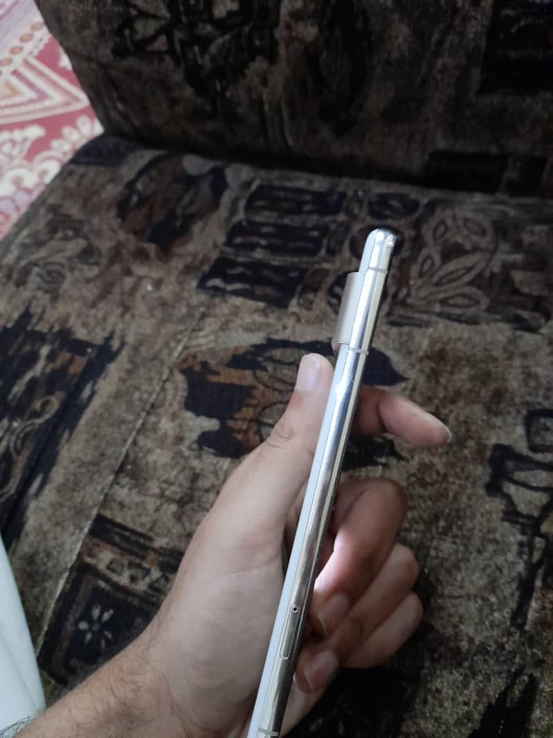 Google pixel 8 pro 5