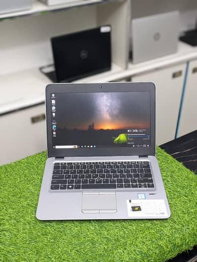 HP Elitebook 820G3 i7 6th Gen 8GB RAM 256GB SSD FHD Display !