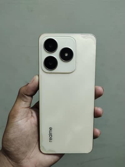 Realme c61