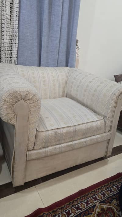 5 Seater Used Sofa for Sale in Bahria Town Lahore
