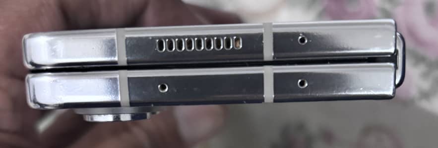 Samsung Fold 5 Factory