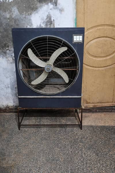 Ac DC Cooler Full size