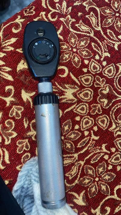 Hein Beta 200 ophthalmoscope