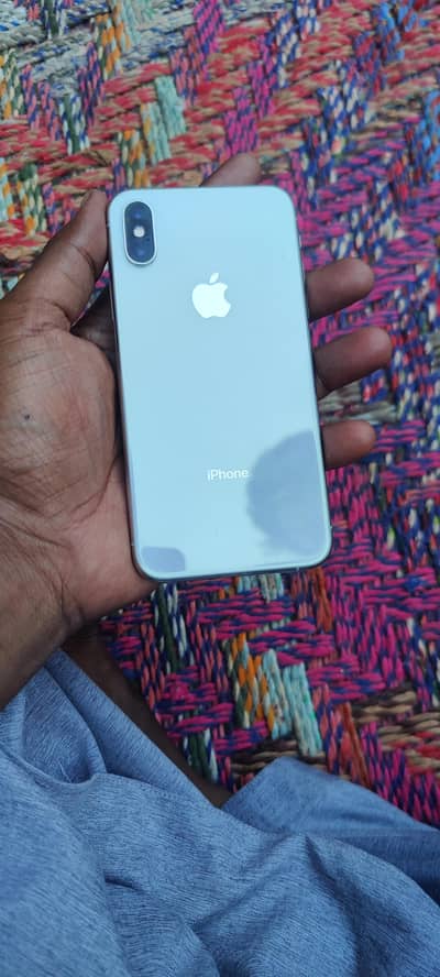 iphone xs battery health 72 all ok