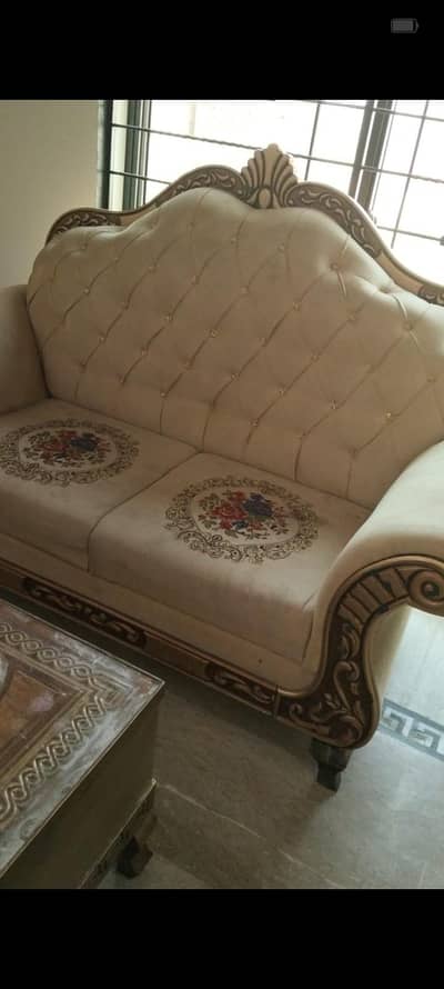 sofa set  3.2. 1 seater with center table used condition