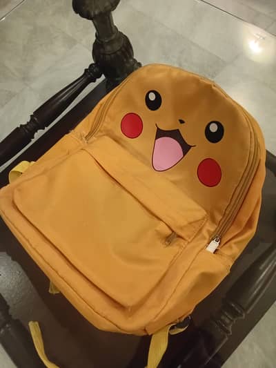 10/10 condition school bags package of 2 bags