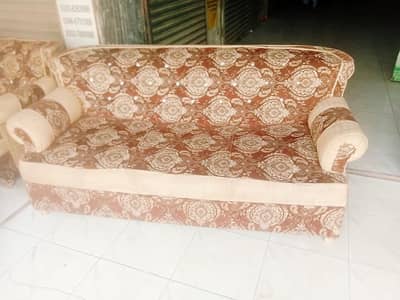 5seater sofa set for urgent sale