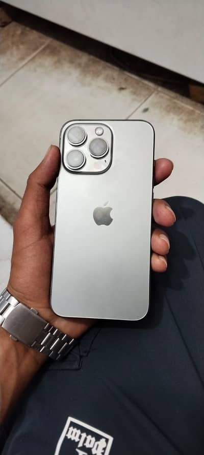 iPhone 13pro Non pta Fu 128gb water pack 92 health