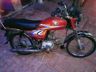 Honda CD70cc 2010 Model Motorcycle