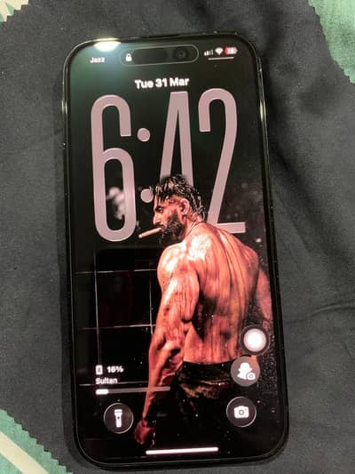 I phone 14 pro black clour LLA MODEL NEAT AND CLEAN