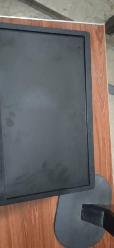 lcd 19 inches for sale