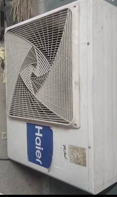 Haier 1.5 Ton Air Conditioner (Excellent Condition)