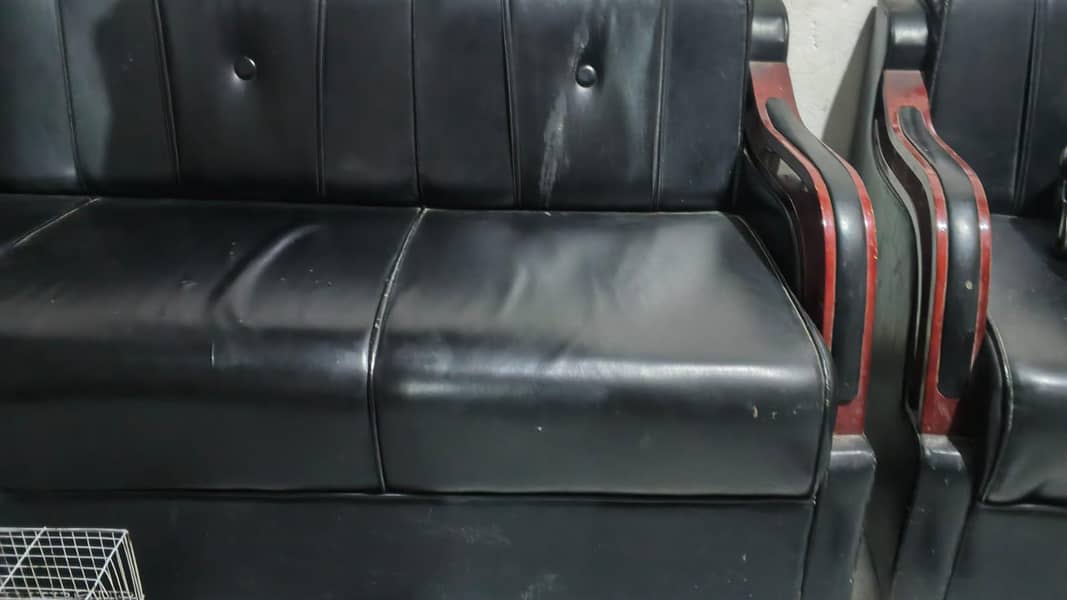 leather sofa 2