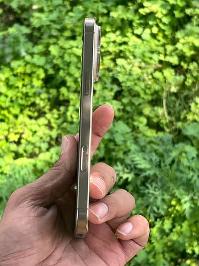 Iphone 16 pro max non pta