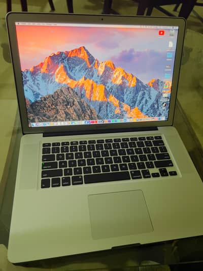 MACBOOK PRO 2012 (reasonable and imported)