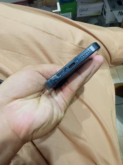 apple 15 pro max  256 gb non