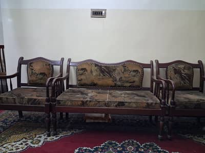 Classic wooden 5 seater sofa set