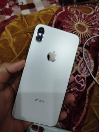 Iphone xs max factory unlocked no exchange