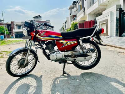 Honda 125 Red For Sale