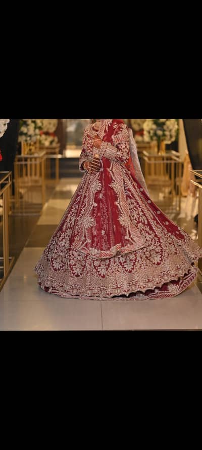 Heavy double flared bridal lehnga and choli in medium to large size
