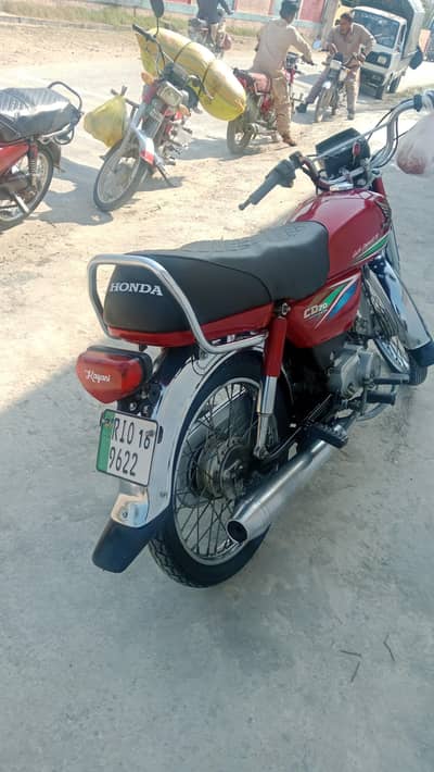 03435200865 Whatsapp 2016 honda 70 geniune bike