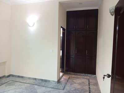 1 Kanal Lower Portion Is Available For Rent In Dha Phase 5 Near Jalal Sons