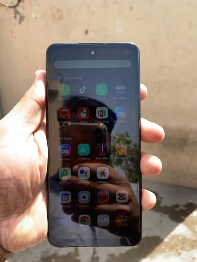 Infinix Hot 40i - 16GB RAM (8+8) / 256GB ROM - 9/10 Condition