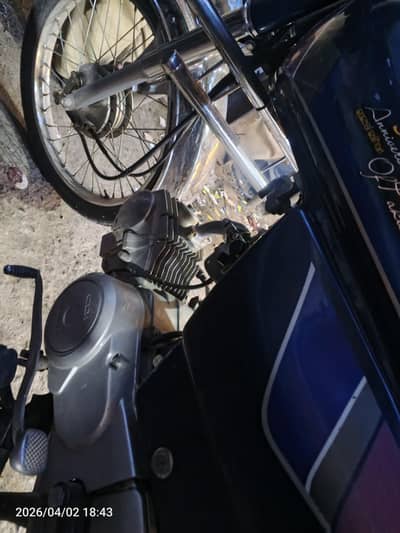 honda cd70 original tankey tapy new condition