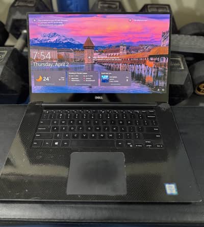 Dell precision 5510 16GB 256GB