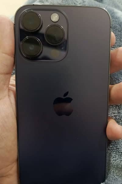 Scratchless,well maintained Iphone