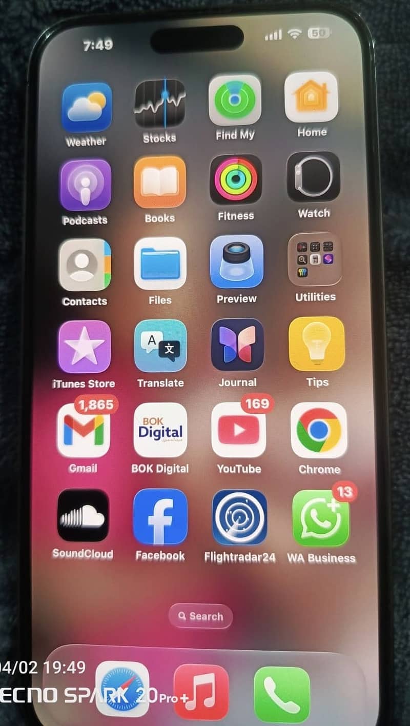 Scratchless,well maintained Iphone 2