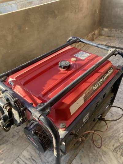 Mutsubshi Generator good Condition working all good,