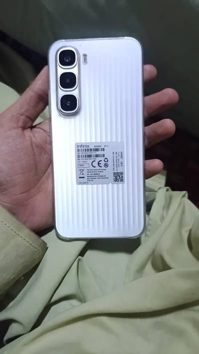 Infinix hot 60pro best phone Sara sman 7 din use ha Baki new ha