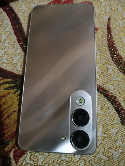 vivo y04 4+4gb 128gb