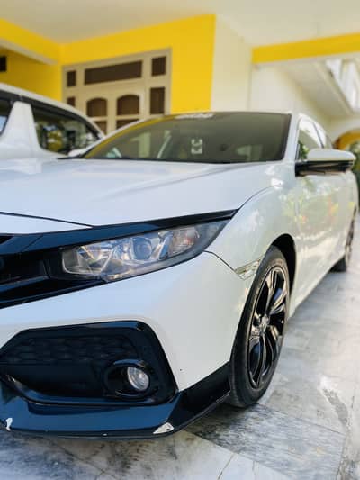 Honda Civic 2017 model Hatchback