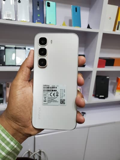 Infinix Hot 60 Pro 8/128Gb Offical Pta ( 8 Month Warranty ) Neat clean