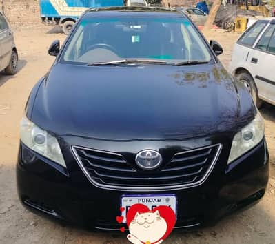 Toyota Camry up spec full option