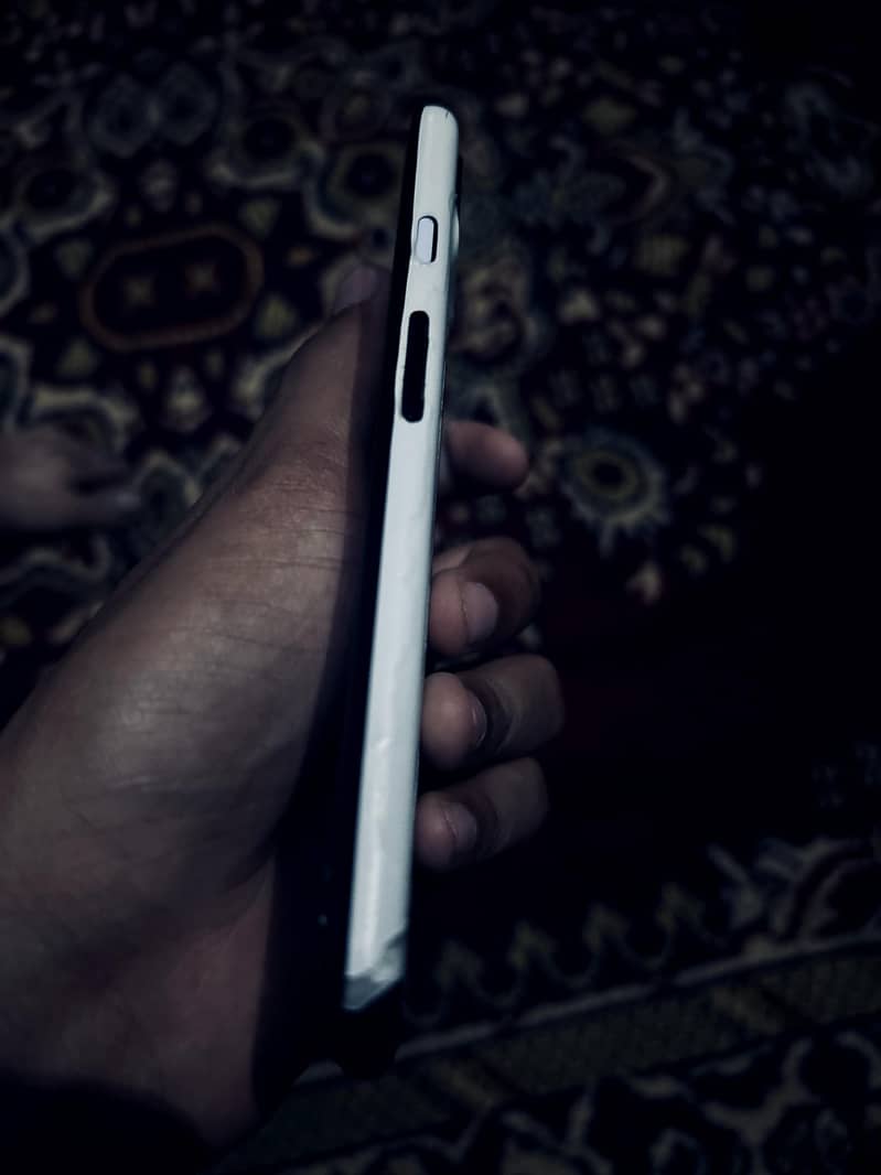 Google Pixel 4a 5