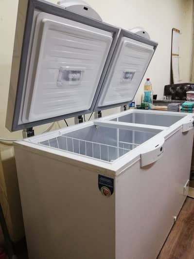 Dawlance Double Door Deep Freezer - 10/10 Condition