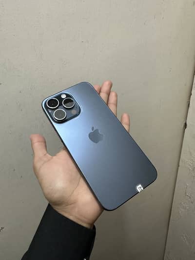iPhone 15 Pro Max