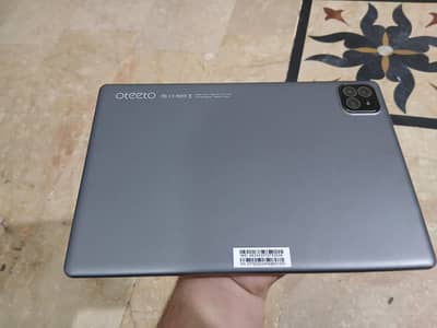 TAB 10 Qteeto 8gb ram or 512 memory