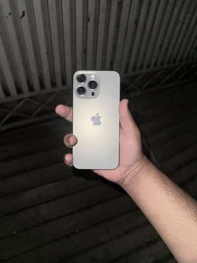 iPhone 15 Pro Max Jv