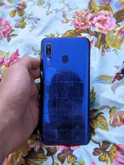Samsung A20