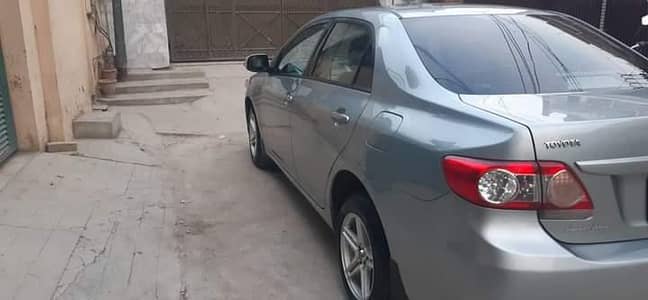 Toyota corolla gli 2012 body totally genuine 100%