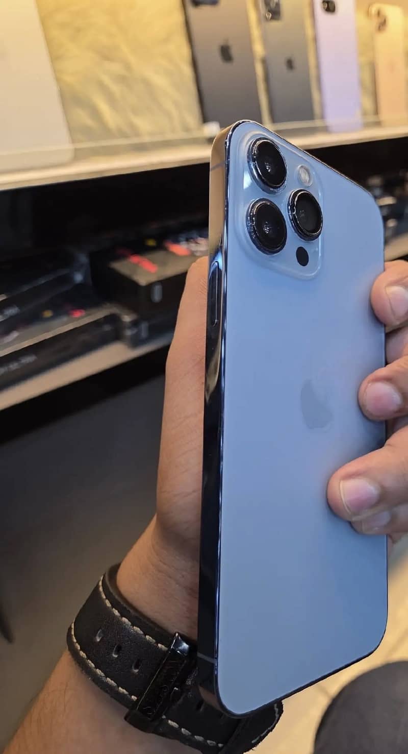 iPhone 0