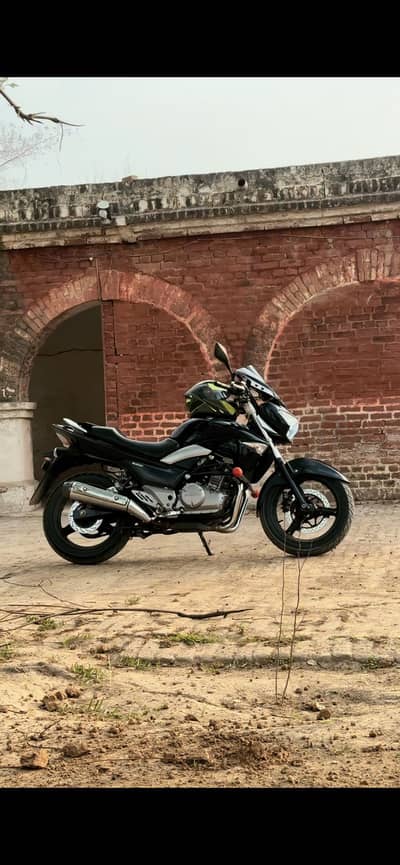 Japanese Model Inazuma 250cc black color