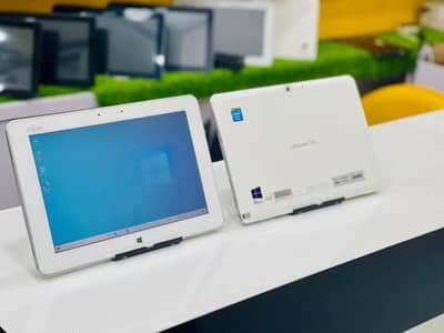 Fujitsu Arrows Windows Tablet